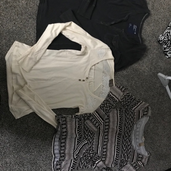 3 shirt bundle! - Picture 1 of 1